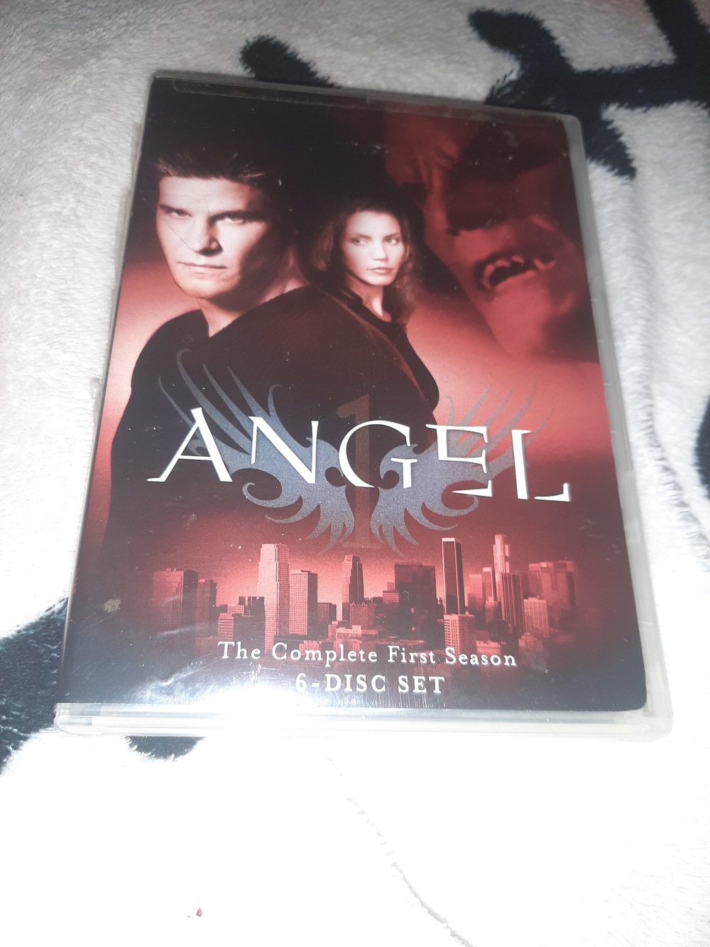 Angel: The Complete First Season DVD - Red Cover